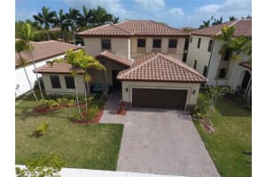 577 SE 35th Ter, Homestead, FL 33033 Sold 02/15/24