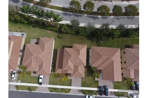 577 SE 35th Ter, Homestead, FL 33033 Sold 02/15/24