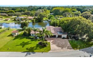 10950 SW 40th Ct, Davie, FL 33328 Sold 03/15/24