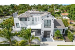 2215 Florida Ave, West Palm Beach, FL 33401 Sold 04/04/24