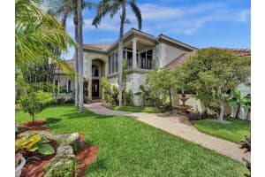 21 Saranac Rd, Sea Ranch Lakes, FL 33308 Sold 12/12/23