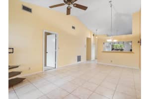 3086 S Oakland Forest Dr, Oakland Park, FL 33309 Sold 03/27/24