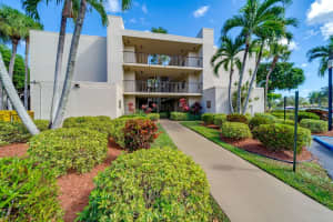 5280 Las Verdes Cir 205, Delray Beach, FL 33484 Sold 02/06/24