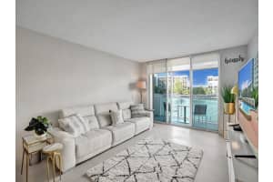 3000 S Ocean Dr 204, Hollywood, FL 33019 Sold 05/17/24