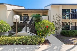 5021 Oak Hill Lane 124, Delray Beach, FL 33484 Sold 11/28/23