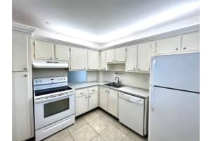 351 Cambridge Rd 102, Hollywood, FL 33024 Sold 03/01/24
