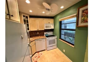 5495 NE 25th Ave 405, Fort Lauderdale, FL 33308 Sold 02/29/24