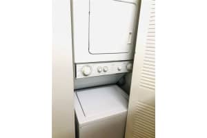 523 Trace Cir 204, Deerfield Beach, FL 33441 Sold 01/19/24