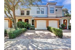 230 E Chrystie Cir 230, Delray Beach, FL 33484 Sold 02/20/24