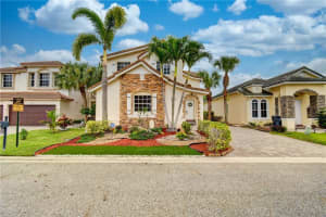 4104 Plumbago Pl, Lake Worth, FL 33462 Sold 02/23/24