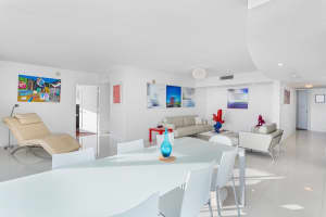 1800 N Bayshore Dr 3901, Miami, FL 33132 Sold 12/01/23