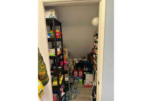 2737 S Oakland Forest Dr 102, Oakland Park, FL 33309 Sold 02/16/24