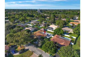 466 NW 94th Way, Coral Springs, FL 33071 Sold 04/15/24