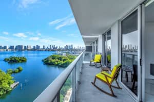 16385 Biscayne Blvd 1505, North Miami Beach, FL 33160 Sold 04/11/24