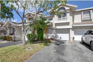 2109 Discovery Cir 2109, Deerfield Beach, FL 33442 Sold 12/20/23