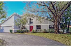 266 NW 119th Dr, Coral Springs, FL 33071 Sold 12/22/23