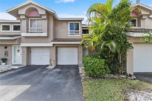 1914 Discovery Cir 1914, Deerfield Beach, FL 33442 Sold 12/14/23