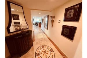 2001 N Ocean Blvd 1004, Fort Lauderdale, FL 33305 Sold 04/10/24