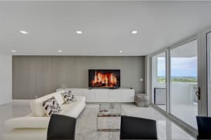 2715 N Ocean Blvd PH F, Fort Lauderdale, FL 33308 Sold 10/30/24