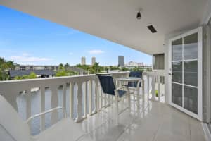 460 Paradise Isle Blvd 308, Hallandale Beach, FL 33009 Sold 01/31/24