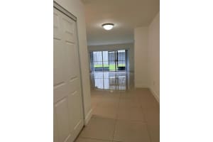 210 NW 87th Ave L107, Miami, FL 33172 Sold 12/08/23