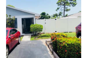 4423 NE Walden Cir, Lake Worth, FL 33463 Sold 01/16/24