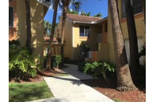 1055 Coral Club Dr ., Coral Springs, FL 33071 Sold 12/11/23