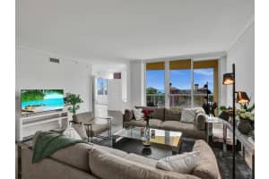 2110 N Ocean Blvd 7-A, Fort Lauderdale, FL 33305 Sold 07/29/25