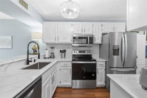 5809 Coral Lake Dr 5809, Margate, FL 33063 Sold 06/03/24