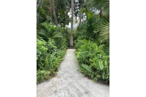 1525 SE 15th St 26, Fort Lauderdale, FL 33316 Sold 12/20/23