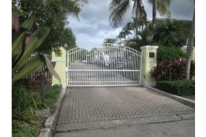 2660 NE 8th Ave 208, Wilton Manors, FL 33334 Sold 04/22/24