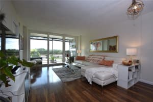 111 Royal Park Dr 4C, Oakland Park, FL 33309 Sold 02/12/24