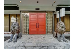 5301 Woodlands Blvd, Tamarac, FL 33319 Sold 12/15/23