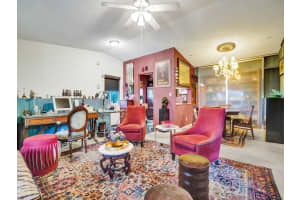 2717 S Oakland Forest Dr 201, Oakland Park, FL 33309 Sold 06/12/24