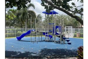 5947 NW 54th Cir, Coral Springs, FL 33067 Sold 01/31/24