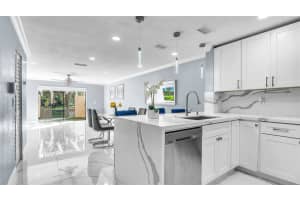 1111 NW 99th Ter 33, Pembroke Pines, FL 33024 Sold 02/26/24