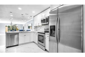 1111 NW 99th Ter 33, Pembroke Pines, FL 33024 Sold 02/26/24