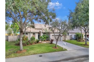 16401 Ontario Pl, Davie, FL 33331 Sold 04/29/24