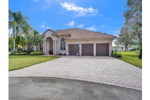 16242 Cayuga Cir, Davie, FL 33331 Sold 03/01/24