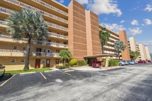 610 NE 12th Ave 304, Hallandale Beach, FL 33009 Sold 01/02/24