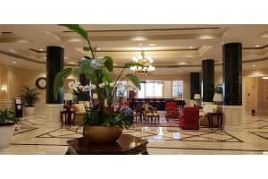 16100 Emerald Estates Dr APT 296, Weston, FL 33331, Sold 01/30/24