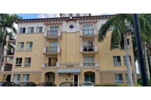 16100 Emerald Estates Dr APT 296, Weston, FL 33331, Sold 01/30/24