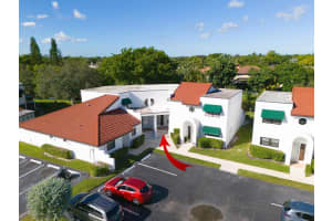 319 NW 36th Ave 319, Deerfield Beach, FL 33442 Sold 02/29/24