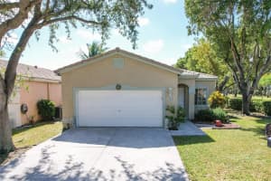4280 SW 11th St, Deerfield Beach, FL 33442 Sold 06/14/24