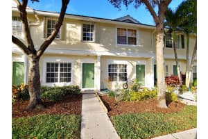 9947 NW 56th Pl, Coral Springs, FL 33076 Sold 01/17/24