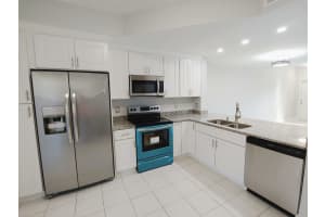 9947 NW 56th Pl, Coral Springs, FL 33076 Sold 01/17/24