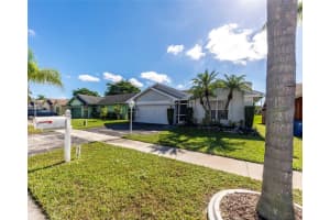 10366 Welleby Isles Blvd, Sunrise, FL 33351 Sold 01/12/24