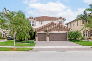 10261 Lake Vista Ct, Parkland, FL 33076 Sold 02/27/24