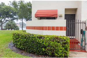909 Republic Ct 909, Deerfield Beach, FL 33442 Sold 05/30/24