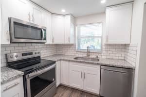 4200 Crystal Lake Dr 209, Deerfield Beach, FL 33064 Sold 12/14/23